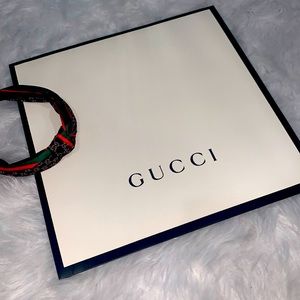 Gucci large gift envelope set of two for scarves